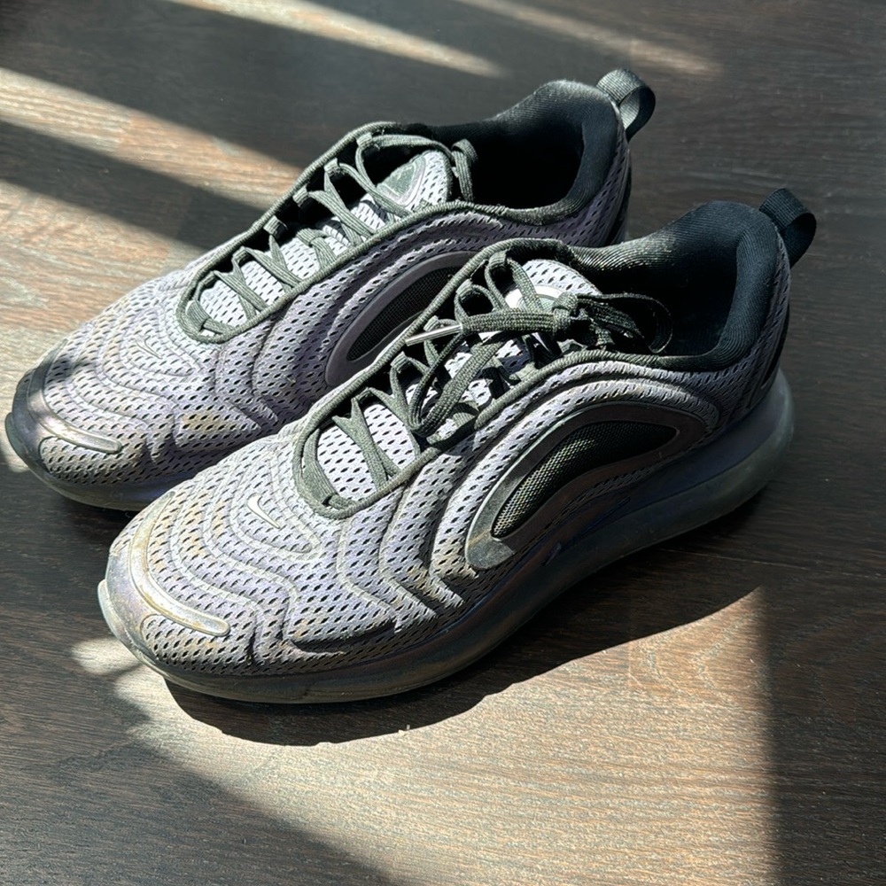 Nike 720